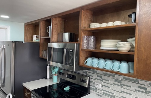 Sandy Beach Condo | Beachfront RockyCondo: 10/10 Rated with Pool & Ocean View