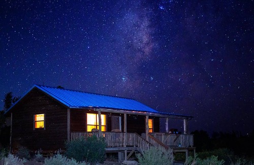 Fredericksburg Cabin | Rockyridge Cabin: Scenic Views & Family-Friendly Amenities