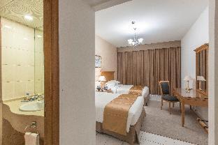 Trade Center Apartment | Deluxe Roda Al Murooj Residences with Pool & Hot Tub Access