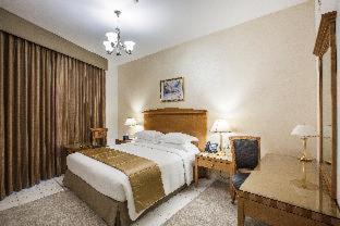 Trade Center Apartment | Deluxe Roda Al Murooj Residences with Pool & Hot Tub Access