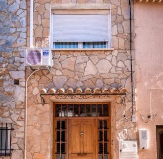 Alborea House | Pet and Child Friendly Stay at Rodenas Valero Alborea