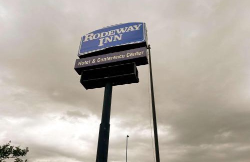 Abilene Hotel | Budget-Friendly Stay at Rodeway Inn with Family Amenities