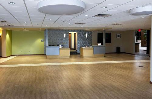 Abilene Hotel | Budget-Friendly Stay at Rodeway Inn with Family Amenities