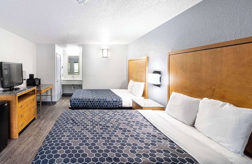 Hopewell Hotel | Budget-Friendly Stay at Rodeway Inn Near Fort Lee
