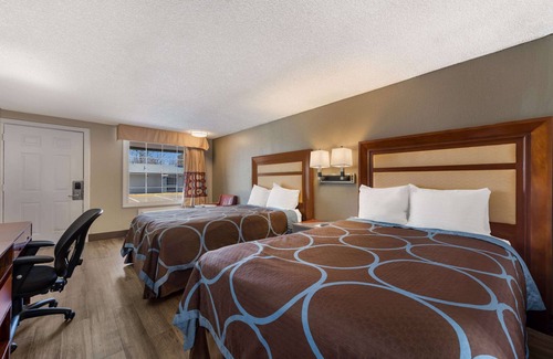 Toddville Road Hotel | Convenient Rodeway Inn near Charlotte Airport with Breakfast