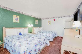 Memphis Hotel | Inviting Stay at Travelodge by Wyndham Memphis with Pool