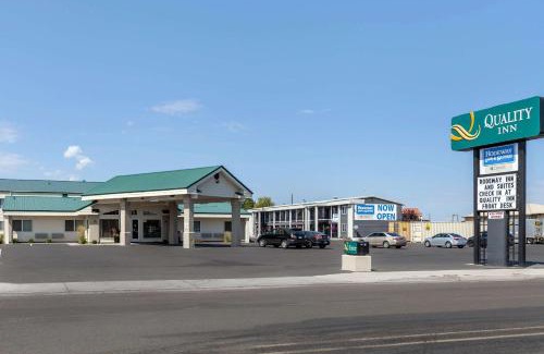 Ontario Hotel | Pet-Friendly Oceanfront Retreat at Rodeway Inn & Suites