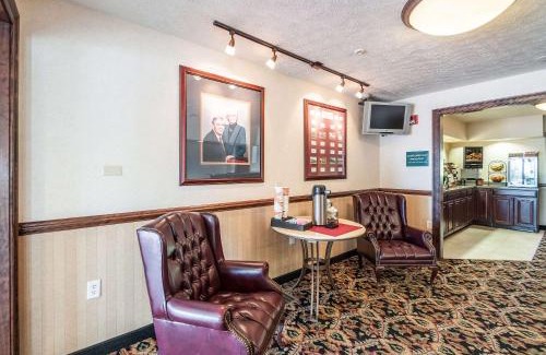 Charles Town Hotel | Oceanfront Retreat at Rodeway Inn & Suites – Rated 8.4/10