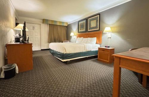 College Station Hotel | Budget-Friendly Stay at La Quinta Inn College Station