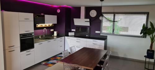 Rodez Apartment | Modern Rodez Aveyron Apartment - 9.5/10 Guest Rated