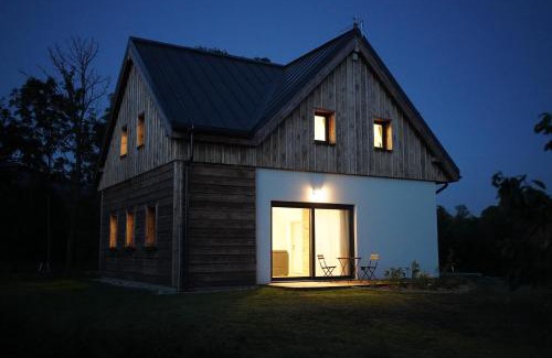 Cerny Dul Apartment | Family-Friendly Retreat at Rodinný apartmán Čistá
