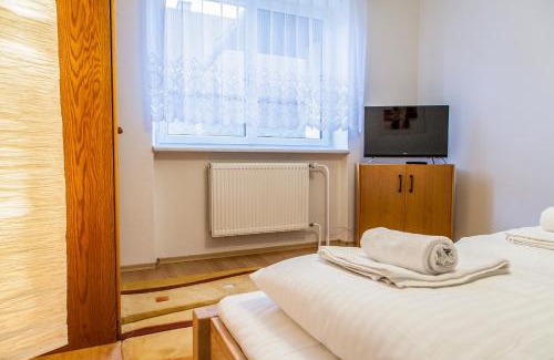 Lucivna House | Family House in Lučivná: Pet-Friendly with Pool & Ocean View