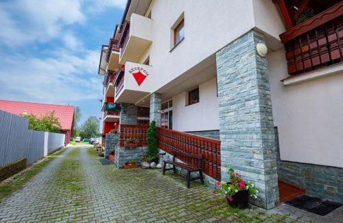 Mengusovce House | Family-Friendly Rogalo Guesthouse with Pool & Kids' Amenities