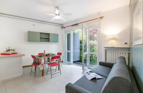 Ispra Apartment | Rododendro Rosso: Family-Friendly Retreat with Pool Access