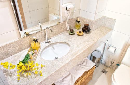 Pardinho Hotel | Rodoserv Hotel: Family-Friendly Stay with Delicious Breakfast