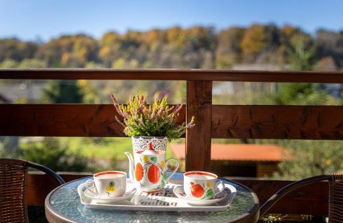 Myczkowce House | Top-Rated Agroturystyka U Głuszków with Pool & Ocean View