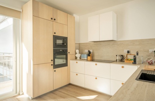 Gzira Apartment | ROF | Panoramic Skyline Apartment | Private Pool & Valletta Views