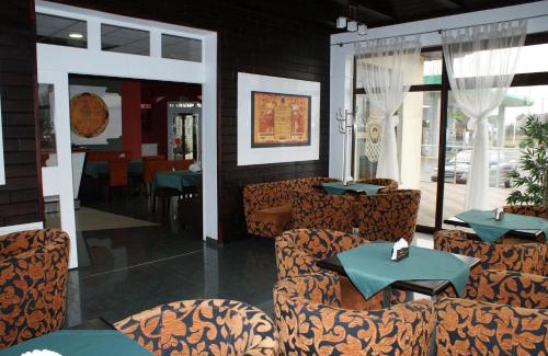 Lubicz Hotel | Rogatka: Cozy Stay with Pet-Friendly Amenities & Breakfast