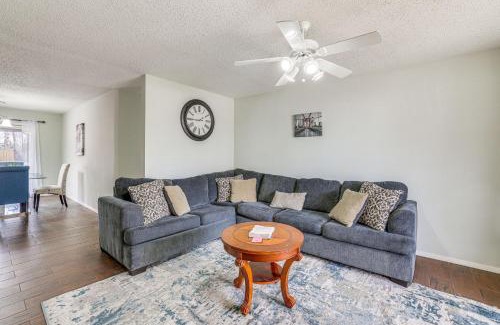 Rogers House | Pet-Friendly Rogers Vacation Home with Yard Near Bentonville