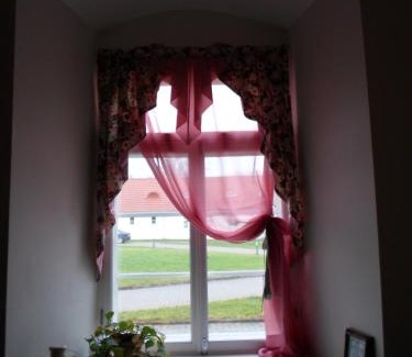 Ruusmae House | Oceanfront Rogosi Külaliskorter: Rated 9/10 & Pet Friendly