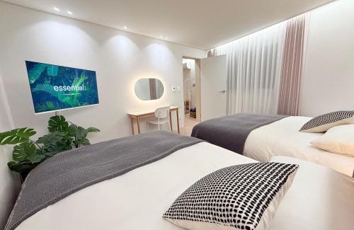 Seogyo-dong Apartment | RendezVous-Hong Dae: Family-Friendly Stay with Perfect Score