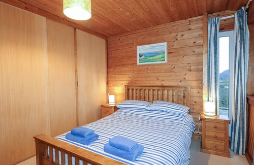 Strathcarron Cottage | Discover ROISIN DHU: Family-Friendly Cottage in Lochcarron