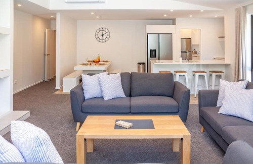Hanmer Springs House | Guest Favorite: Rolki House - Hanmer Springs Retreat