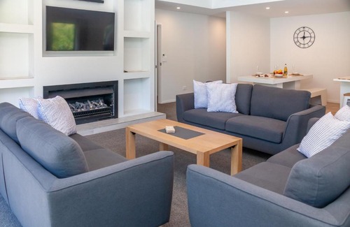 Hanmer Springs House | Guest Favorite: Rolki House - Hanmer Springs Retreat