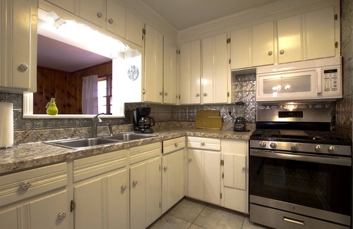 Forest Lake House | Prime Location Near UA Campus - Family-Friendly Amenities