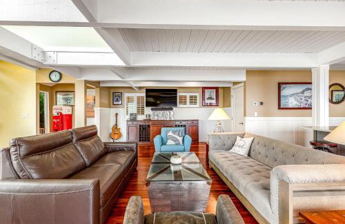 Rollingbay House | Beachfront Bliss at Rolling Bay Walk - A 4-Star Escape