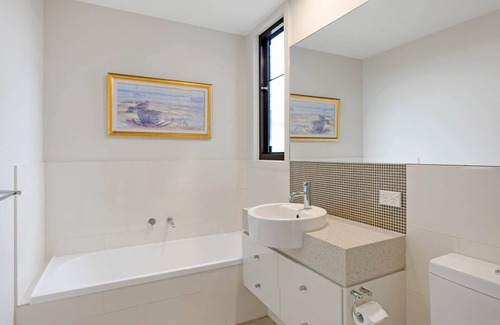 Merimbula Cabin | Rolling Waves 3 - Breathtaking Ocean Views & Family Amenities