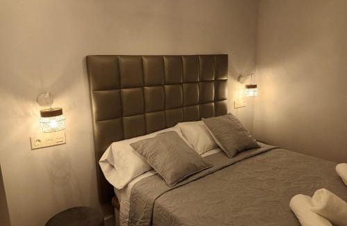 Leon City Centre Apartment | Child-Friendly Comfort at Apartamento Roma 8 - Rated 9.7