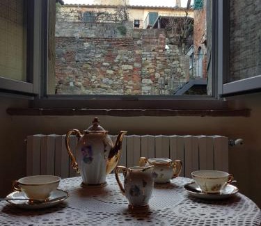 Lucignano Apartment | Pet-Friendly Retreat at Roma 88 with Perfect Review Score