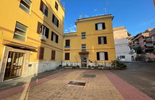 Quartiere XXVII Primavalle Apartment | Prime Roma Battistini 66 Apartment near Vatican City