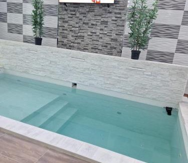 Ica Bed & Breakfast | Discover ROMA VIP: Relax by the Pool and Hot Tub