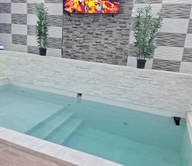 Ica Bed & Breakfast | Discover ROMA VIP: Relax by the Pool and Hot Tub