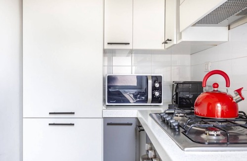 Trastevere Apartment | Ideal ROMAC Gianicolo 3-Bedroom Trastevere with Balcony