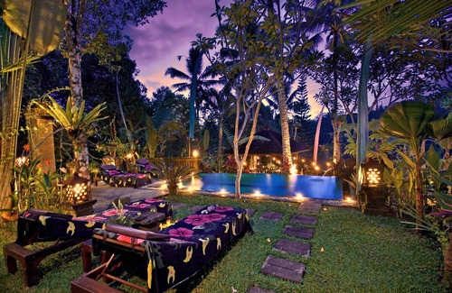 Melayang Villa | Romantic Villa Retreat with Valley Views and Private Pool