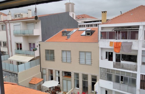 Centro / Baixa Apartment | Romantic Apartment with Mezzanine in Oporto Downtown