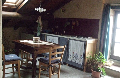 Mioglia Apartment | Romantic Retreat for Two in Historic Liguria with Spa