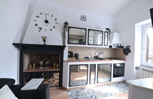Ronciglione House | Romantic apartment with terrace in one of the most beautiful villages in Italy