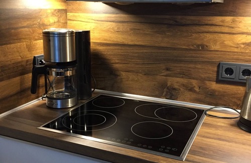 Hildfeld Apartment | Unforgettable Winterberg Escape with Free Wi-Fi & Pool