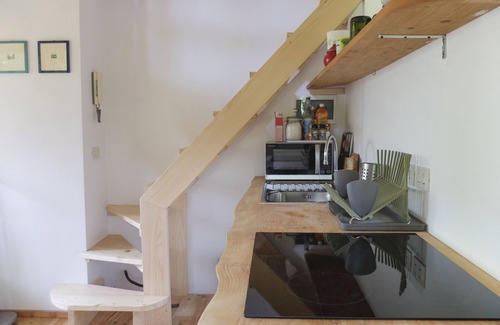 Porta Genova Ski Chalet | Romantic Apartment with Garden in the Heart of Navigli