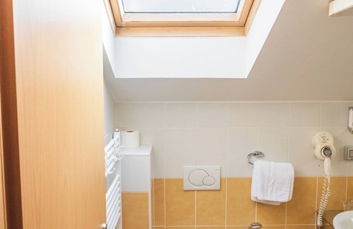 Izola Bed & Breakfast | Romantic Attic Getaway with Spa and Breakfast Included