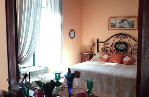 Gubbio Bed & Breakfast | Experience Romance at a Cozy Gubbio B&B with Hot Tub