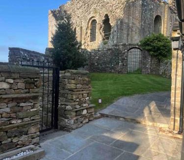 Bowes House | Pet-Friendly Barn Retreat in Bowes, Rated 9.4/10
