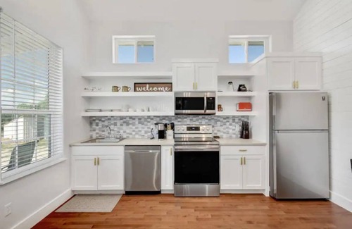 Dripping Springs House | Idyllic Bungalow "Carmen" with Family-Friendly Amenities