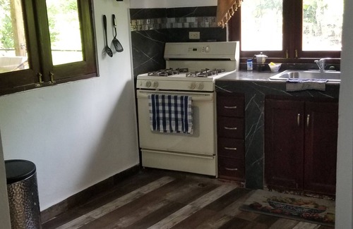 Piedra Blanca Cabin | Romantic Cabin Steps from a Private River - Rated 10/10