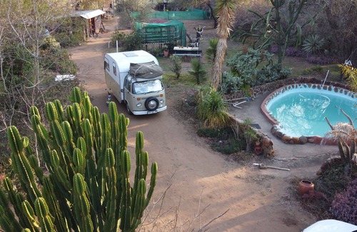 Thorny Bush Game Reserve House | Unique Riverfront Retreat: Share Showers with Monkeys