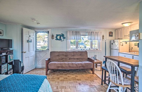 Dennis Port Apartment | Cozy Cape Cod Studio with Ocean View, Steps from Beaches